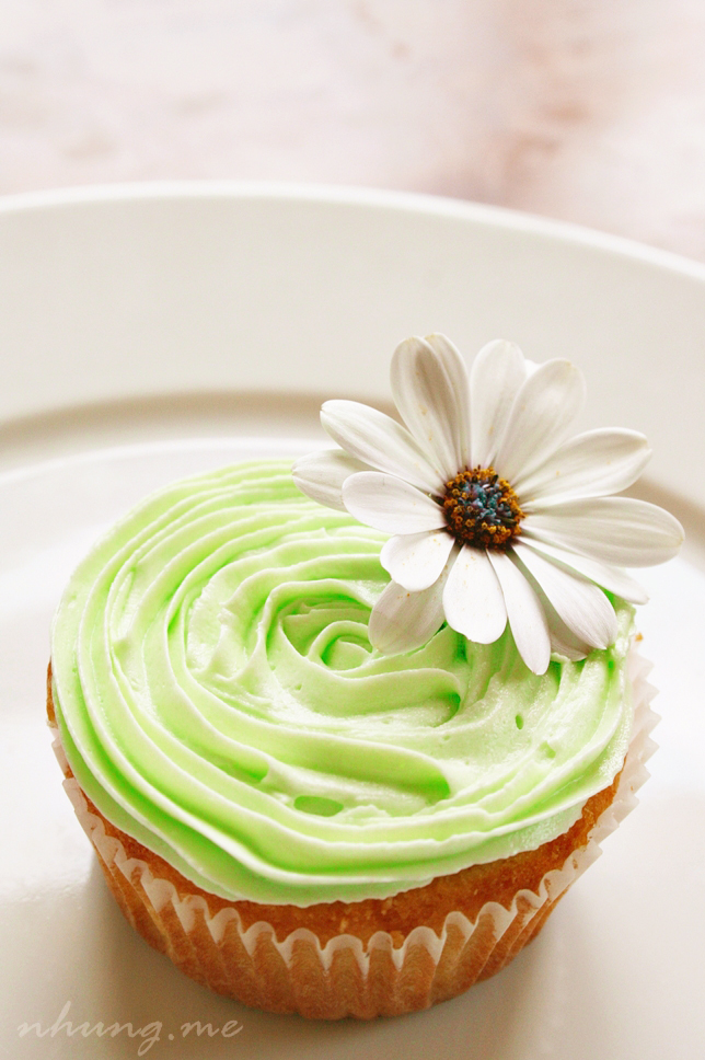 flower cupcake001